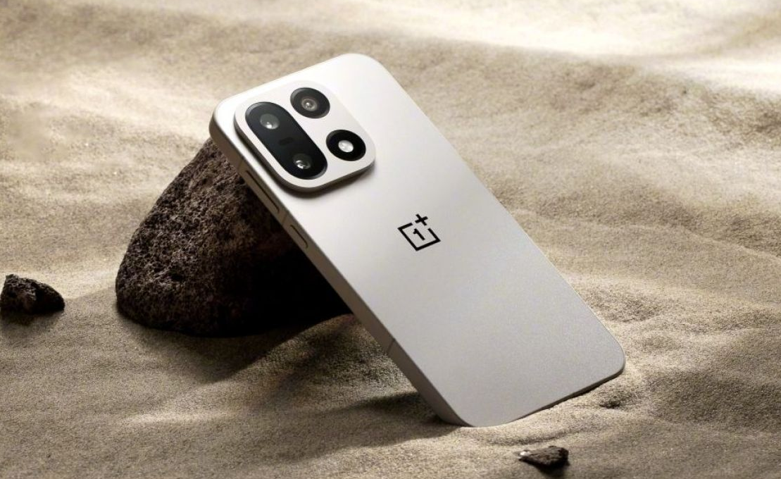 Bocoran OnePlus 16 Ungkap Layar 165Hz dan Bezel Supertipis